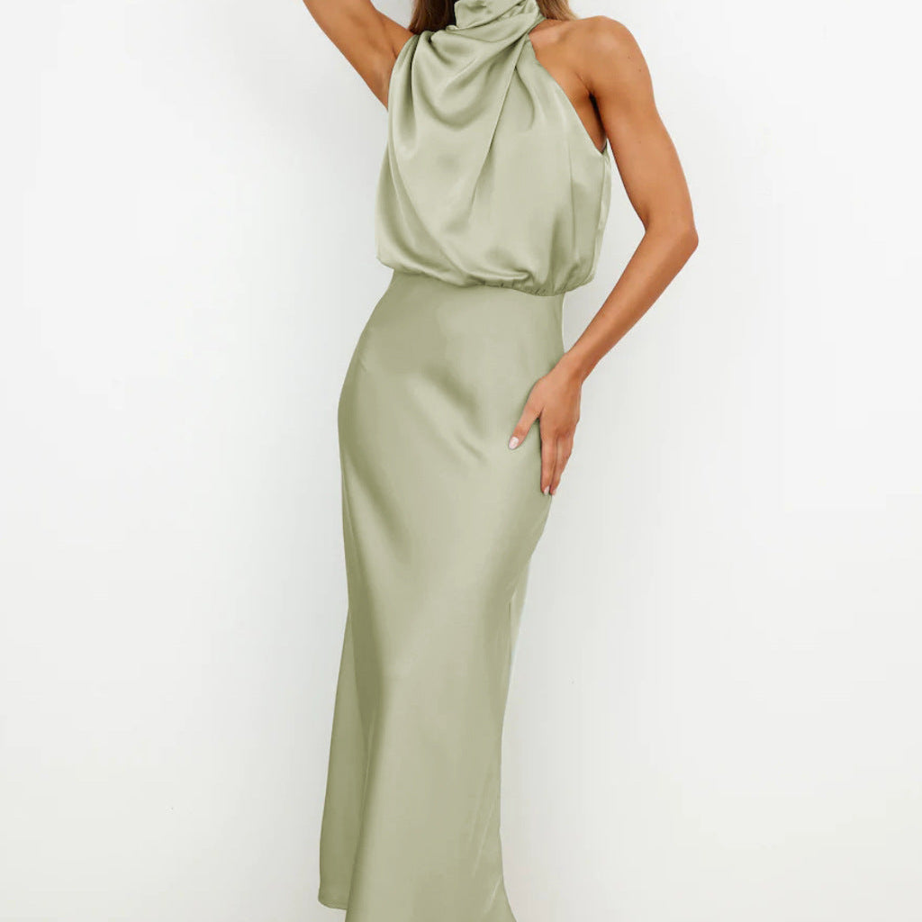 CARLINE™ - Vestido largo de satén con escote halter