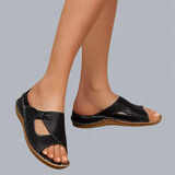 INES™ - Sandalia baja con costura a contraste